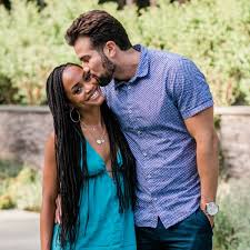 Rachel lindsay is nearly six months away from being a married woman! Inside Rachel Lindsay And Bryan Abasolo S Elegant Cancun Wedding E Online