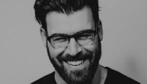 Filmmaker Kyle Sauer Directs Commercials, Music Videos, GIFS And More Cool  Stuff.