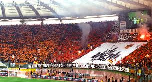 The majority were ultras, and regulars in the stadio olimpico's curva sud. C Era Una Volta Il Derby Ecco Le 10 Coreografie Piu Belle Nella Storia Della Curva Sud Foto Page 7 Of 10 Forzaroma Info