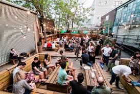 Houdini Kitchen Laboratory Debuts Beer Garden In Brooklyn Outdoor Restaurant Patio Beer Garden Design Beer Garden Ideas
