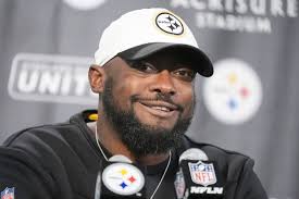 Today for African American Coaches Day, I am delighted to be highlighting  the head coach of the Steelers, Mike Tomlin! The longest-tenured Black  active head coach in the league, Tomlin has been