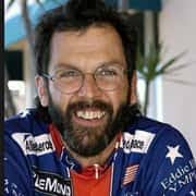 Alexi Grewal's Instagram, Twitter & Facebook