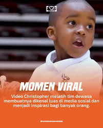 Christopher Bess si kecil yang jagoan nih! 🤩 Kecil-kecil gini udah bisa  jadi coach loh guys! Keren banget 🤩😍 Mau main basket tapi bingung gak ada  ring nya? Mini hoop guard arena