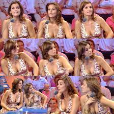 Faustine Bollaert nude pics, page - 1 < ANCENSORED