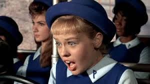 Candy Hull's Instagram, Twitter & Facebook