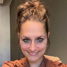 Het einde van een tijdperk… Na jarenlang met mijn vader Carel Fijen MCV RT  RM gewerkt te hebben bij Boek en Offermans Makelaars is het tijd voor een  nieuwe uitdaging!