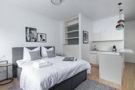 Ladenwohnung in kreuzberg is located in berlin. Wohnung In Berlin Kreuzberg Am Mariannenplatz Exklusives Design Pures Lebensgefuhl Homestar
