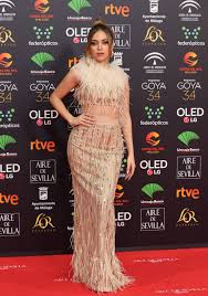 Ana mena se dio a conocer en el concurso veo veo en 2006, con sólo nueve años. Premios Goya 2020 Todas Las Razones Por Las Que Ana Mena Nos Ha Enamorado