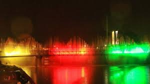Hasil model menunjukkan untuk kanal banjir timur, kanal banjir barat, kali bringin dan siangker penanganan banjir di semarang akan sangat tergantung pada laju land subsidence dan kenaikan. Foto Foto Semarang Bridge Fountain Air Mancur Menari Di Jembatan Banjir Kanal Barat Semarang Tribun Jateng