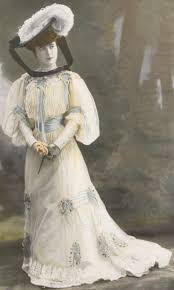 Epingle Sur Reinas