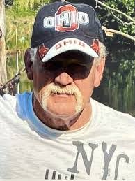 Doris Roe's Instagram, Twitter & Facebook