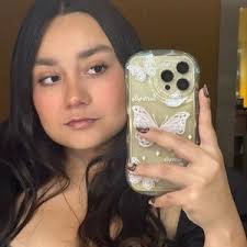 Adriana Chacón (@adrichacont)