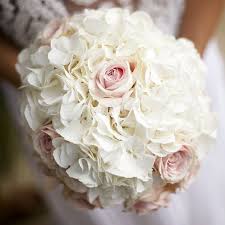 Destination I Do S In Koh Samui Hydrangea Bouquet Wedding Simple Wedding Bouquets Flower Bouquet Wedding