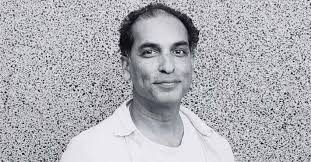 ഞൊടിയിടയിൽ ഒന്നിലധികം കഥാപാത്രങ്ങളാകുംപതിമൂന്നിലധികം പുരസ്കാരങ്ങൾ ലോക നാടക  വേദികളിൽ തിളങ്ങി ജേക്കബ് രാജൻ-Playwright And Actor Jacob Rajan LifeStory