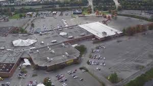 Entertainment news and information for knoxville and the east tennessee region from go knoxville and the knoxville news sentinel. Amazon To Open Delivery Station In Former Knoxville Center Mall Land Sells For 22 1m Wbir Com