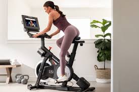 With so much variety in programming with the many resistance levels as well as the incline and decline feature, you simply can't go wrong with it. 2021 Commercial S15i Studio Cycle Nordictrack