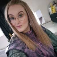 30+ "Amelia Bennett" profiles