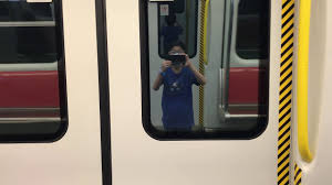 2019年，我哋以「假設鑽石山－何文田不減價，而使屯馬綫九龍段新車站車費等級以一站跳一級」嘅假設進行車費預測。 但鐵路公司最終於制訂屯馬綫一期啟德站車費時，大致採用地鐵市區綫「兩 興趣。 不過，現實世界往往就係「一粒老鼠屎壞了一鍋粥」。 以頭班列車乘客為例，常人大多係因無法理解. æ¸¯éµé¦¬éžå±±ç·š å±¯é¦¬ç·šä¸€æœŸsp1900å¤§åœè‡³å•Ÿå¾· Youtube