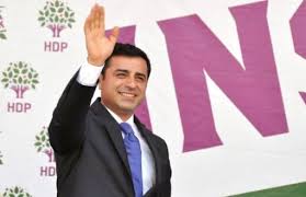 Maybe you would like to learn more about one of these? Selahattin Demirtas La Mektup Soylesi Hic Kimse Dusmanlastirma Politikasina Dusmemeli Evrim Kepenek Bianet
