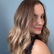 Brigitte Macron Porte une Perruque