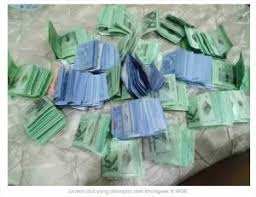 Tapi dengan azam nak simpan duit dan tak nak hutang keliling pinggang, insyaallah boleh berjaya. Nak Mudah Simpan Duit Lelaki Ini Kongsi Cara Mudah Simpan Duit Dengan Bijak Dan Berkesan My Info Maya