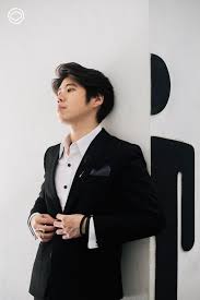 ตรวจดวงชะตาช วงน ของ อะตอม ชนก นต the cloud สไตล ส ภาพบ ร ษ เพลง น กร อง