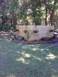 Bird Bath Well Cover Ideas Pretty Backyard Landscaping To Hide Well Pump Well Pump Patio Exterior Ideas Pump House