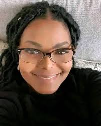 Is attractiveness enough to get a yes?