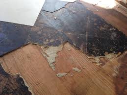 It sets in just 20 minutes. Trouble Removing Vinyl Tile And Underlayment From Wood Flooring Home Improvement Stack Exchange
