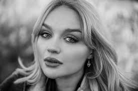 Photo shoot for the cover of @Thelaterals summer 2021. Photography  Alexander Beer.