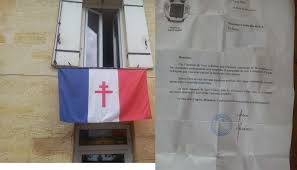 Featured amenities include complimentary newspapers in the lobby, dry cleaning/laundry services, and luggage storage. Interdire D Accrocher Le Drapeau Francais A Sa Fenetre Est Ce Legal Le Blog De Thierry Vallat Avocat Au Barreau De Paris Et Sur Twitter Methierryvallat