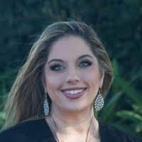 Melody Reed's Instagram, Twitter & Facebook