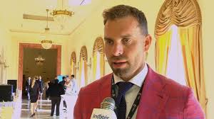 Nem készültünk válságra, de most a javunkra válik. Okos Varosok Es Okos Epuletek Interju Dr Gulyas Kovacs Gergellyel Youtube