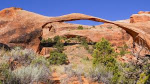 Im idealfall schüren wir bei euch auch eine menge vorfreude und können euch für diesen wundervollen nationalpark im bundesstaat utah begeistern. Arches National Park Sehenswurdigkeiten Hotels Campingplatze