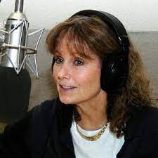 Robin Gravette's Instagram, Twitter & Facebook