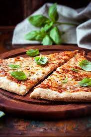 11 Combinaciones De Comida Y Bebida Que No Deberian Estar Tan Ricas Food Food Combining Mozzarella Pizza