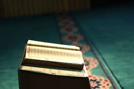 Bacaan surat yasin lengkap arab dan latin serta terjemahan ayat 1 sampai 83. 10 Fi Il Madhi Dalam Surah Yasin Beserta Dhamir Dan Artinya
