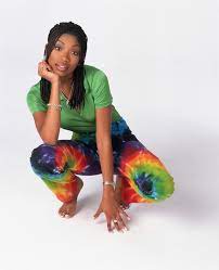 Everybody Say Moeeeshaaa Brandy Norwood Played Moesha Back In The Day And It S Still One Of Them Shows They Jus Brandy Norwood Medium Hair Styles Brandy