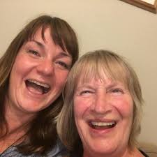 American lady enjoying my mums