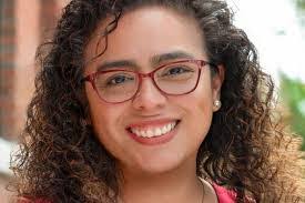 Danni Martin's Instagram, Twitter & Facebook