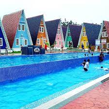 Jika anda peminat spongebob, semestinya anda akan tahu akan konsep dan suasana persekitaran dalam. Hidden Gem Masbro Village Homestay In Malacca