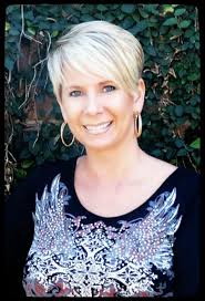 Falling for Wolfe: Clifton, Mrs. Dawn Marie: 9781731013057: Amazon.com:  Books