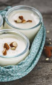 Yaourt Nature Au Lait D Amandes Recette Yaourt Nature Recette Yaourt Lait Vegetal