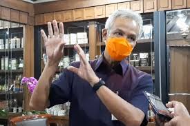 Menko pmk muhadjir effendy menyebut pemerintah telah melarang mudik 2021. Tak Ada Larangan Mudik Lebaran 2021 Ganjar Minta Pintu Masuk Jateng Dijaga Ketat Halaman All Kompas Com