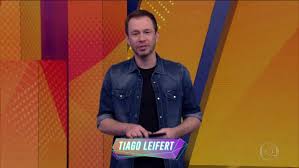 Tiago leifert falou igual aqueles professores o meu salário tá garantido no final do mês quem é fã do bial me desculpe mas tiago leifert ta sendo um apresentador muito melhor que ele no programa. Bbb21 Tiago Leifert Revela Prova Do Lider E Fala Sobre Semana No Reality