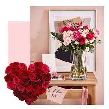 M&s offer a range of food, wine and flowers, as well as homeware. A Florist S Guide To Picking The Best Valentine S Bouquet