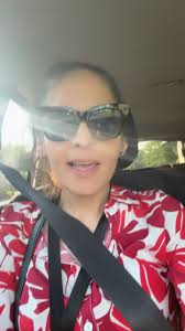 Debra Alanis Salinas (@soydebraalanis)