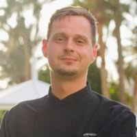 90+ "Tom Ruck" profiles