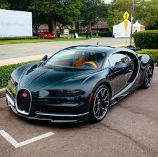 Bugatti Chiron In Fully Exposed Green Carbon Fiber Photo Taken By Davidcoynephotography On Instagram Bugatti Chiron Bugatti Cars Sports Cars Luxury