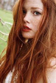 Red Hair Red Lips Anyone Who Says Redheads Can T Wear Red Hasn T Seen It Done Properly It Looks Great Beautiful Red Hair